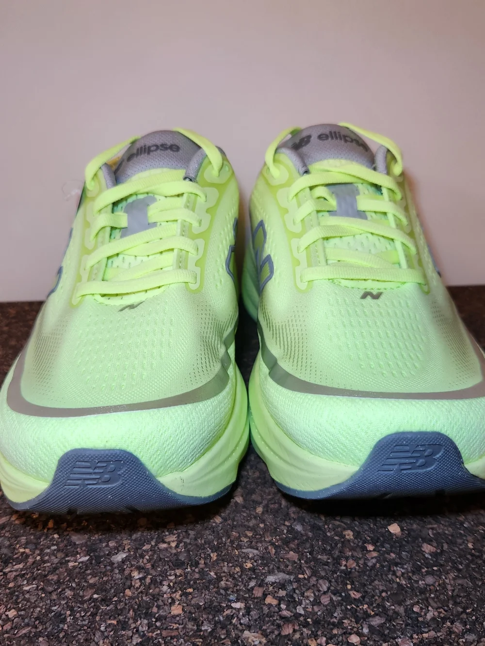New Balance Ellipse V1 Running Shoes Womens Size 8.5 Wide